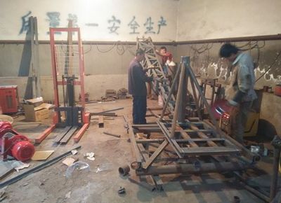 點擊查看詳細信息<br>標題：華友機械多用途吊J 閱讀次數(shù)：7812
