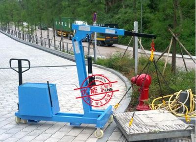 點擊查看詳細信息<br>標題：華友機械移動式小吊機 閱讀次數：9862
