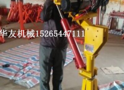 點(diǎn)擊查看詳細(xì)信息<br>標(biāo)題：山東小吊機(jī) 濰坊小吊機(jī) 山東吊運(yùn)機(jī) 濰坊吊運(yùn)機(jī) 閱讀次數(shù)：12184
